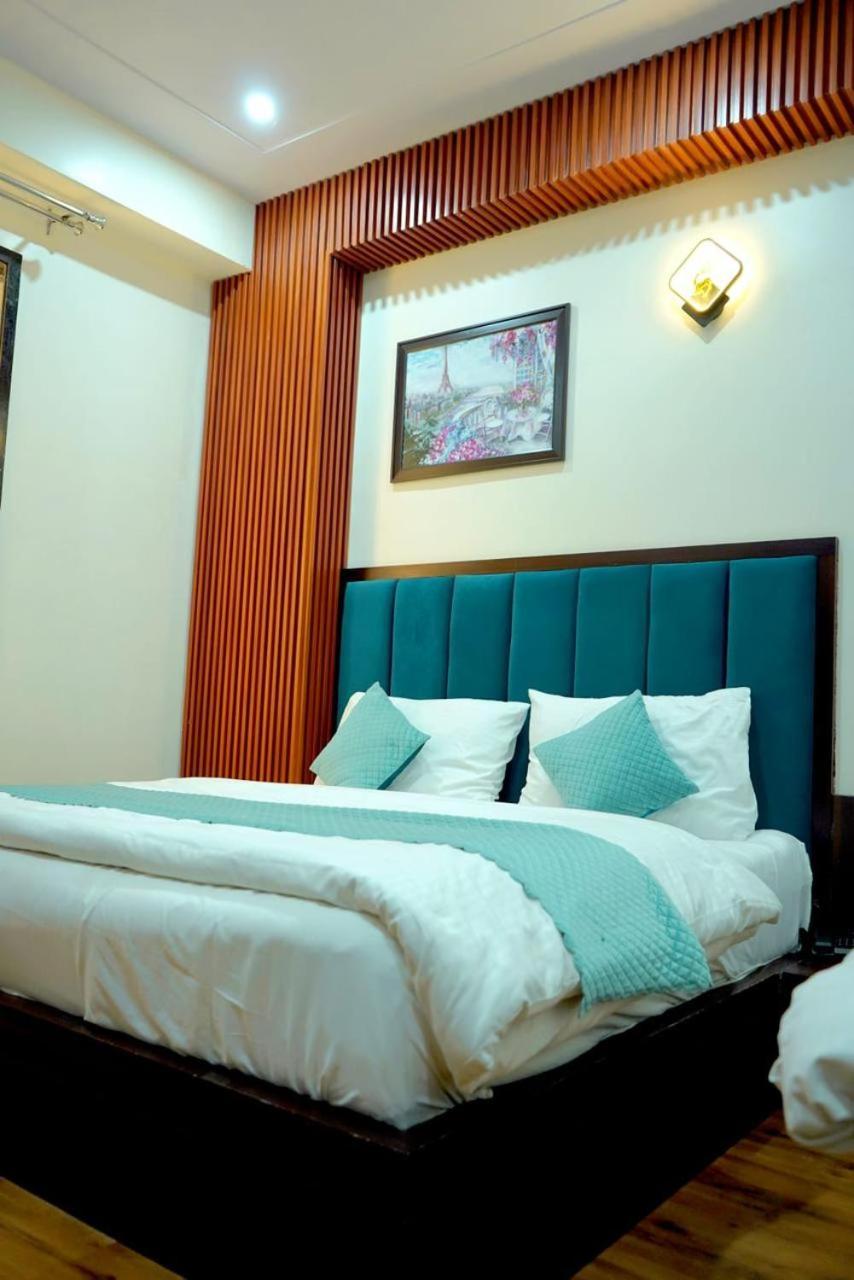 Hotel Modern Palace Khātu エクステリア 写真